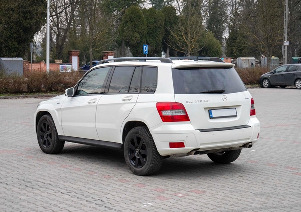 Mercedes-Benz GLK cena 48900 przebieg: 268500, rok produkcji 2010 z Kielce małe 172